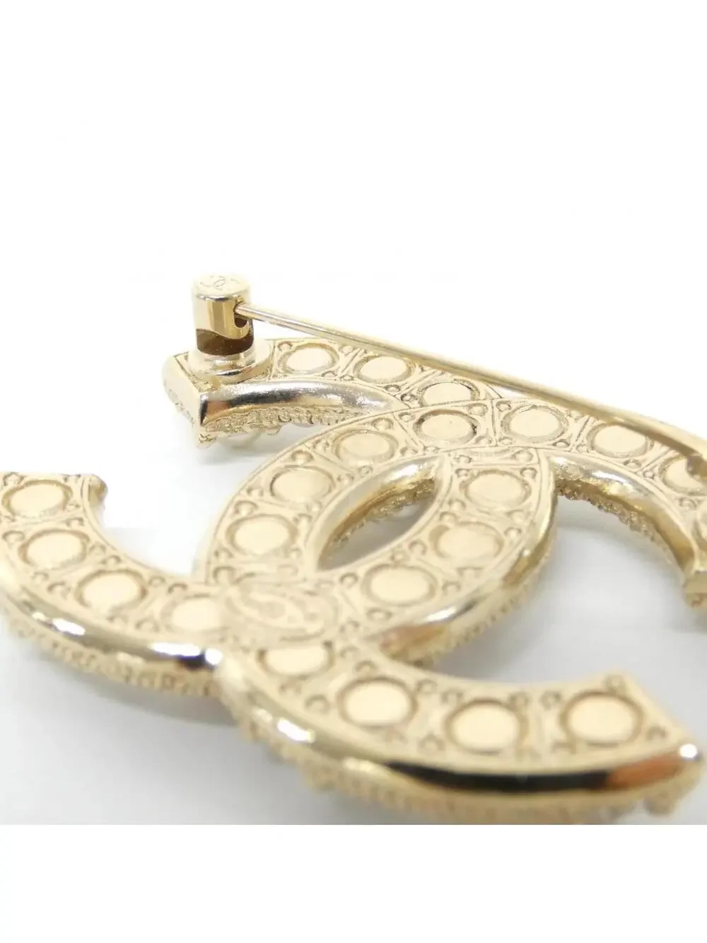 Chanel Brooch With White Crystal #287946C14B